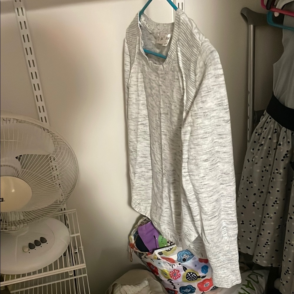 RD Style Gray Crew Neck Sweater